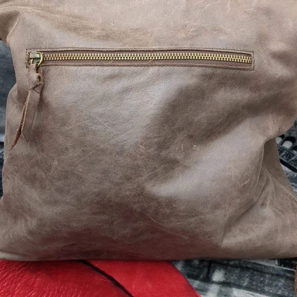 Chen and Derington leather bag